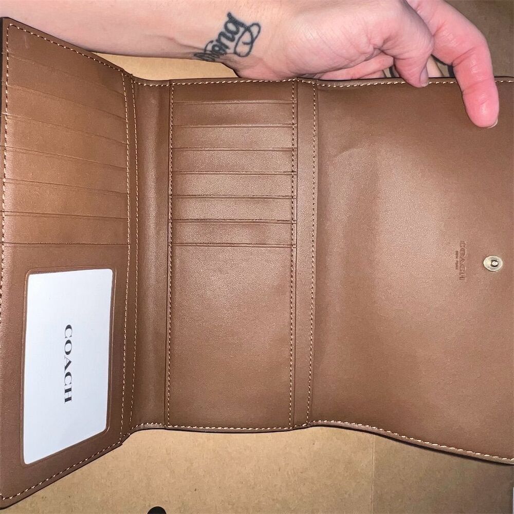 COACH Leather Trifold Wallet Brown w Gold Hardware AUTHENTIC - Picture 3 of 7